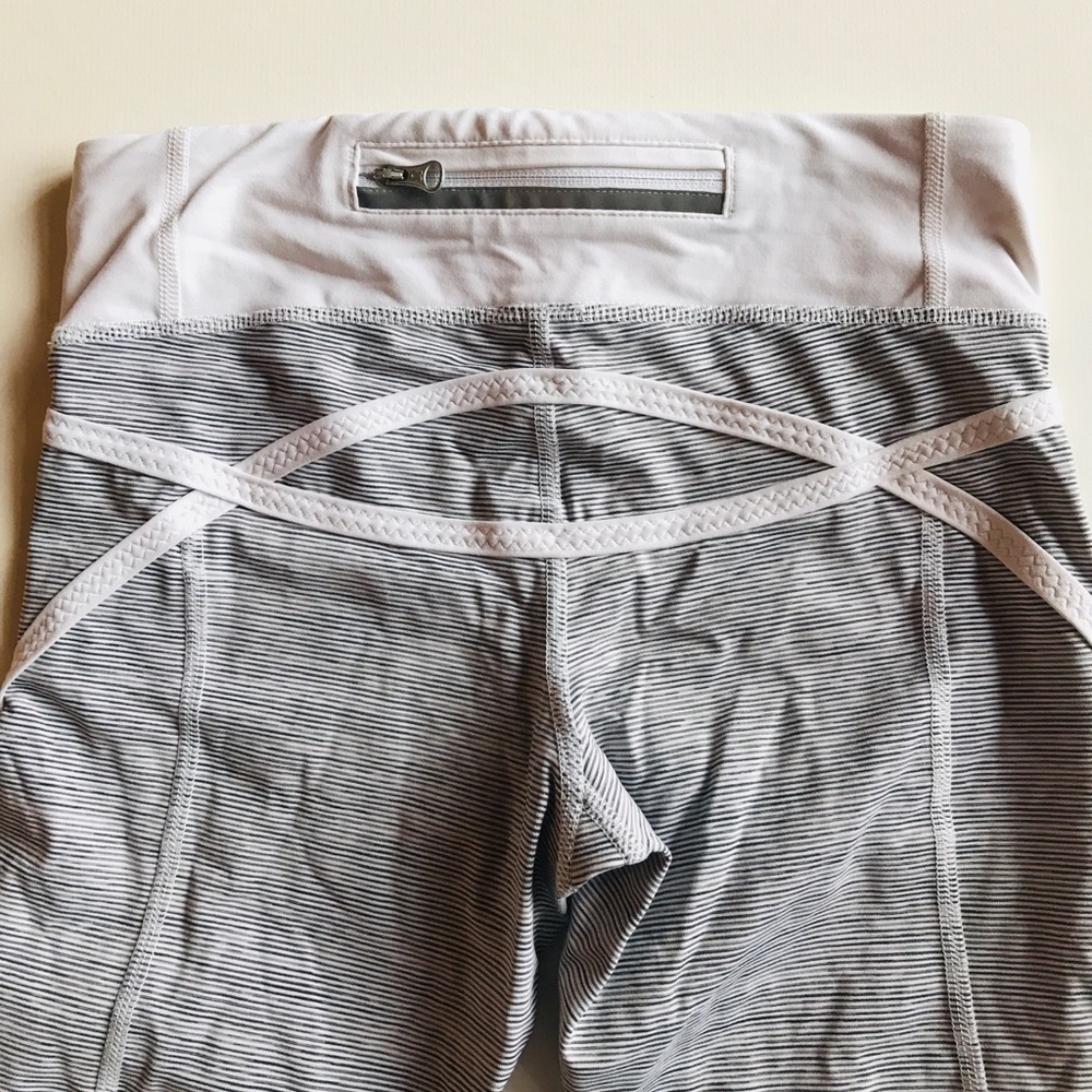 Lululemon Cropped Run Leggings, size 2